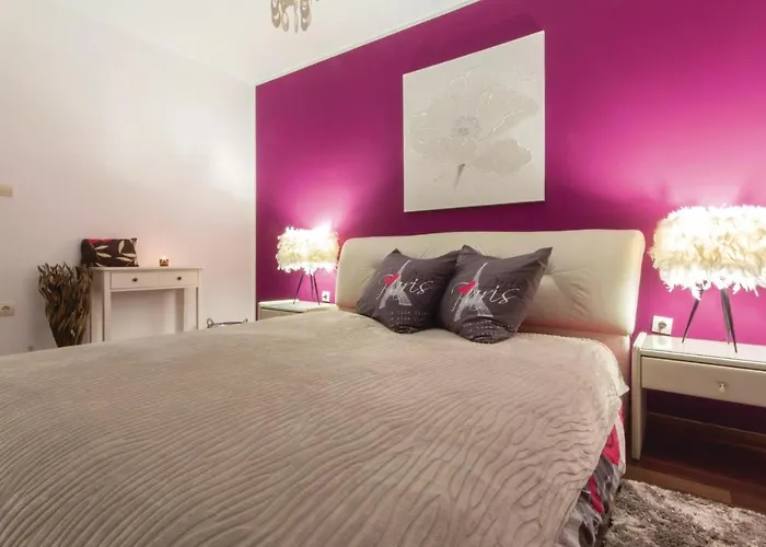 3 Bedroom Pet Friendly Home In Pula *