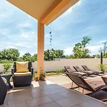 3 Bedroom Pet Friendly Home In Pula * Pula