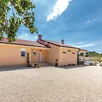 Luxurious Home In Pula * Pula