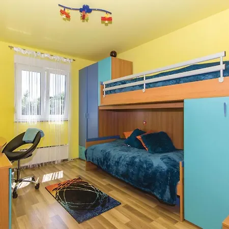 3 Bedroom Pet Friendly In Pula * Pula