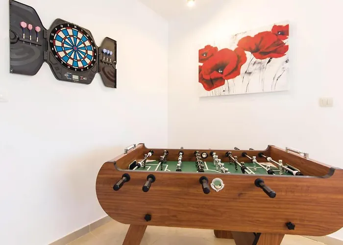 3 Bedroom Pet Friendly In